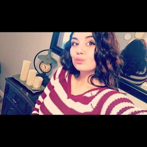 Meet your Posher, Ava